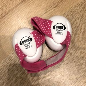 Ems 4 bubs earmuffs